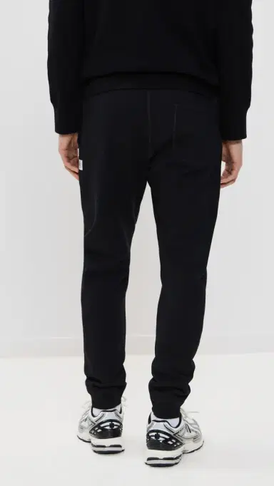 REIGNING CHAMP Midweight Terry lim Sweatpants Black | Thumbnail 3 REIGNING CHAMP Midweight Terry lim Sweatpants Black | Thumbnail 3