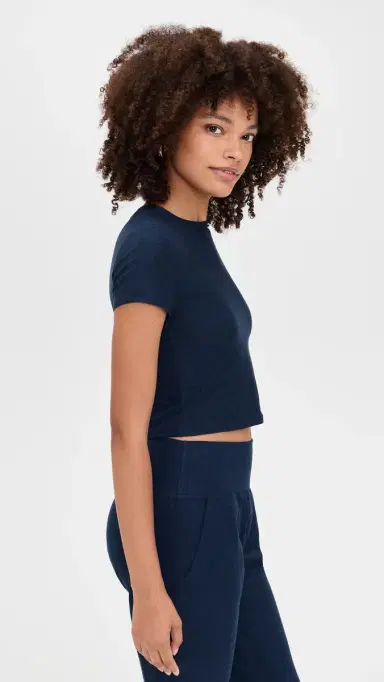 Beyond Yoga Featherweight Cropped Tee Nocturnal Navy | Thumbnail 4 Beyond Yoga Featherweight Cropped Tee Nocturnal Navy | Thumbnail 4