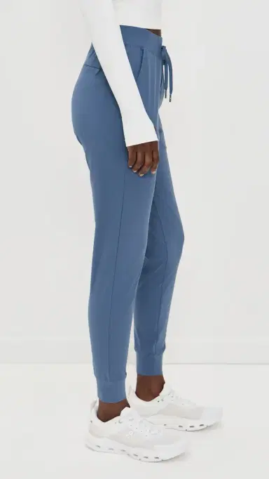 Greyson Phoenix Joggers Vintage Indigo - 591 M | Thumbnail 4 Greyson Phoenix Joggers Vintage Indigo - 591 M | Thumbnail 4
