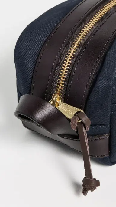 Filson Rugged Twill Toiletry Bag Navy One Size | Thumbnail 4 Filson Rugged Twill Toiletry Bag Navy One Size | Thumbnail 4