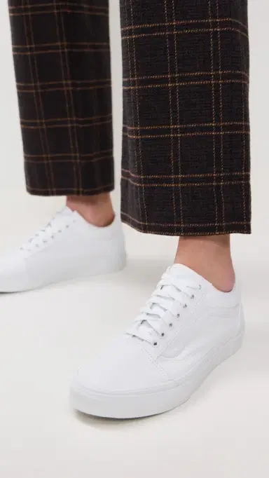 Vans Old Skool Unisex Sneakers True White M 14 | Thumbnail 3 Vans Old Skool Unisex Sneakers True White M 14 | Thumbnail 3