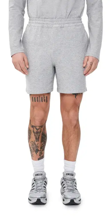 Beyond Yoga pacedye Unlimited Shorts 6 ilver Mist | Thumbnail 1 Beyond Yoga pacedye Unlimited Shorts 6 ilver Mist | Thumbnail 1