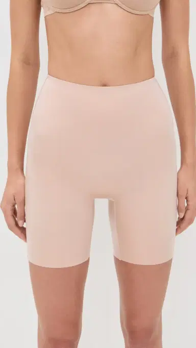 SPANX Low Back Mid-Thigh Shapewear Champagne Beige | Thumbnail 2 SPANX Low Back Mid-Thigh Shapewear Champagne Beige | Thumbnail 2