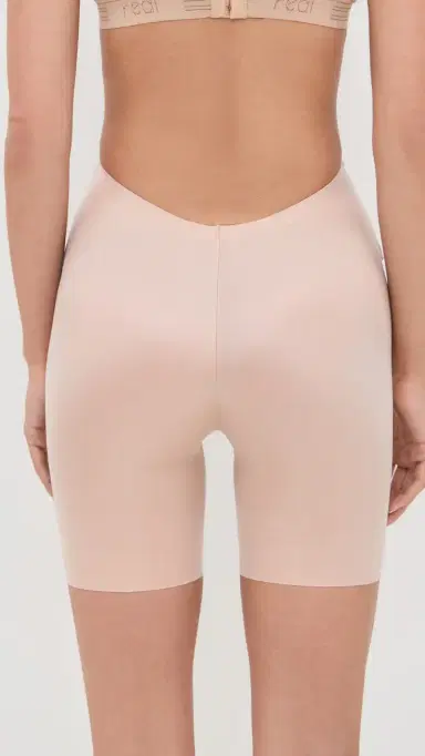 SPANX Low Back Mid-Thigh Shapewear Champagne Beige | Thumbnail 3 SPANX Low Back Mid-Thigh Shapewear Champagne Beige | Thumbnail 3