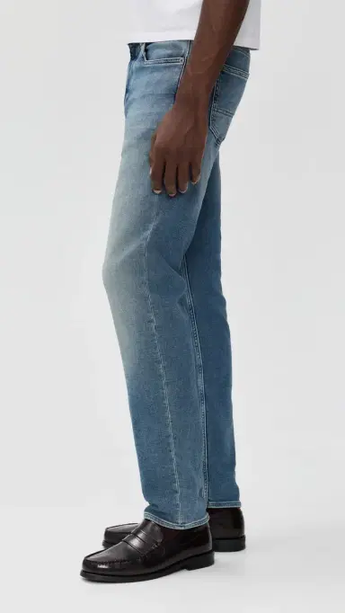 Faherty Stretch Terry Indigo 5 Pocket Jeans Indigo Ocean Wash 30X32 | Thumbnail 4 Faherty Stretch Terry Indigo 5 Pocket Jeans Indigo Ocean Wash 30X32 | Thumbnail 4