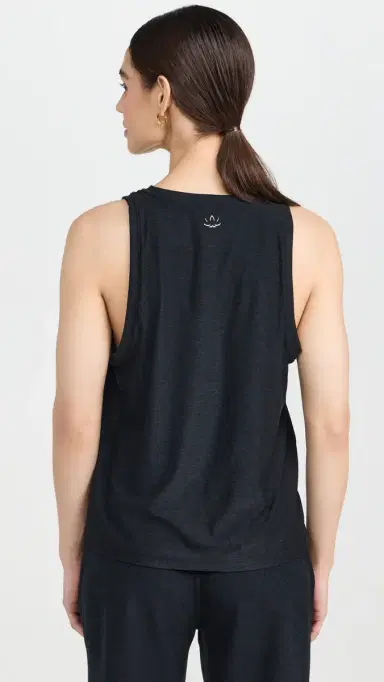 Beyond Yoga Featherweight Rebalance Tank Darkest Night L | Thumbnail 3 Beyond Yoga Featherweight Rebalance Tank Darkest Night L | Thumbnail 3