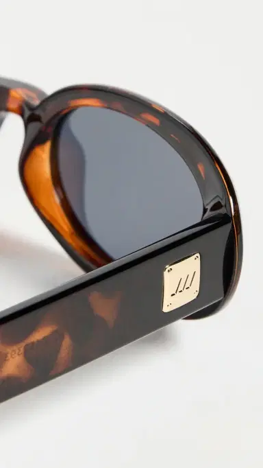 Le Specs Work It! Sunglasses Dark Tort One Size | Thumbnail 5 Le Specs Work It! Sunglasses Dark Tort One Size | Thumbnail 5