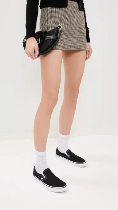 Vans Slip On Unisex Sneakers | Thumbnail 3 Vans Slip On Unisex Sneakers | Thumbnail 3