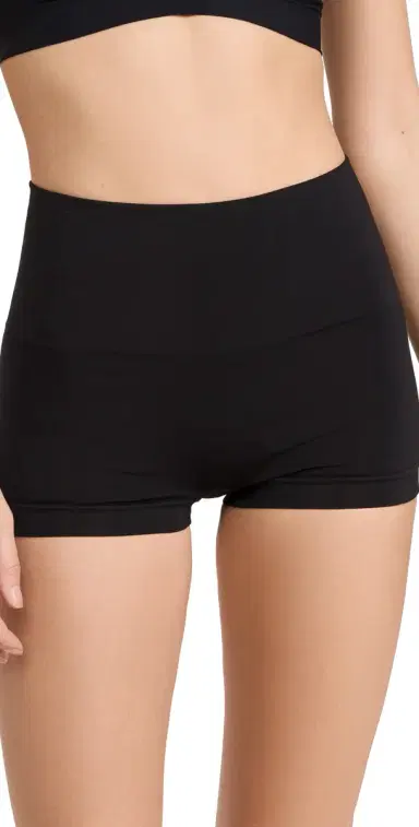 Spanx SPANXshape ExtraOrdinary Boyshort Very Black M | Thumbnail 1 Spanx SPANXshape ExtraOrdinary Boyshort Very Black M | Thumbnail 1
