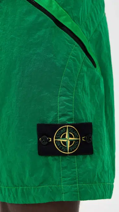 Stone Island Nylon Metal Shorts 5.5 Malachite 32 | Thumbnail 6 Stone Island Nylon Metal Shorts 5.5 Malachite 32 | Thumbnail 6
