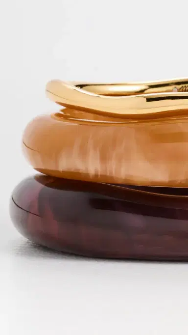 Madewell Sculptural Resin Bangle Bracelet Set Dusty Claret | Thumbnail 5 Madewell Sculptural Resin Bangle Bracelet Set Dusty Claret | Thumbnail 5