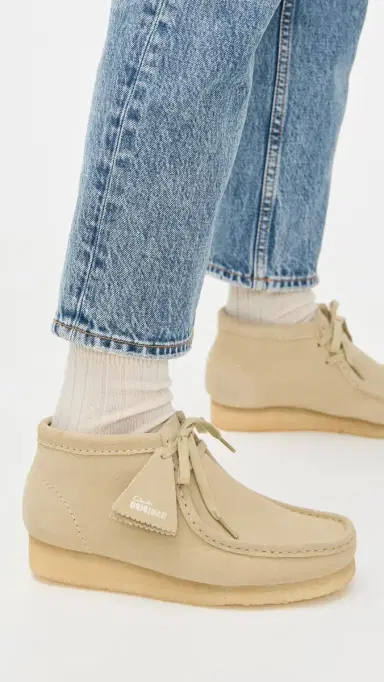 Clarks Wallabee Boots Maple Suede | Thumbnail 3 Clarks Wallabee Boots Maple Suede | Thumbnail 3