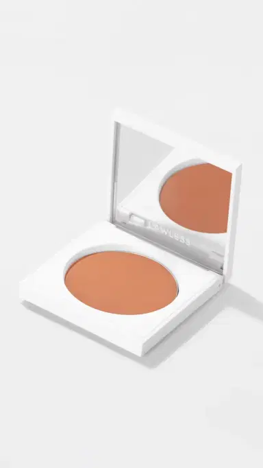 LAWLESS Talc Free Velvet Matte Bronzer | Thumbnail 2 LAWLESS Talc Free Velvet Matte Bronzer | Thumbnail 2