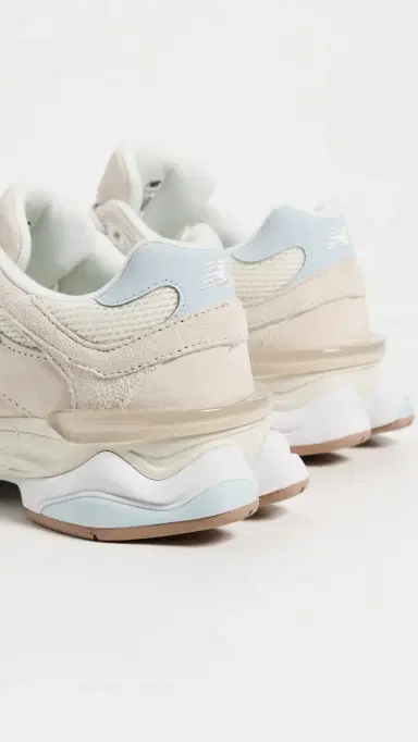 New Balance 9060 Sneakers Beige/Blue M 12 | Thumbnail 4 New Balance 9060 Sneakers Beige/Blue M 12 | Thumbnail 4