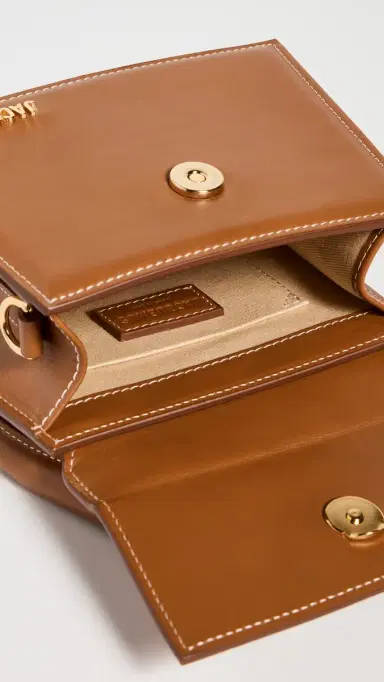 Jacquemus Le Chiquito Moyen Boucle Bag Light Brown 2 One Size | Thumbnail 6 Jacquemus Le Chiquito Moyen Boucle Bag Light Brown 2 One Size | Thumbnail 6