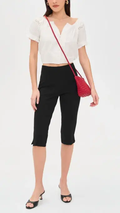 Good American Soft Stretch Ponte Pull On Capris Black001 | Thumbnail 5 Good American Soft Stretch Ponte Pull On Capris Black001 | Thumbnail 5