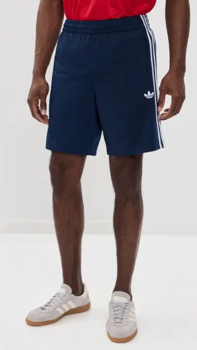 adidas Firebird Shorts 7.5 Night Indigo | Thumbnail 2 adidas Firebird Shorts 7.5 Night Indigo | Thumbnail 2