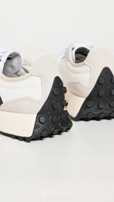 New Balance 327 Sneakers Sea Salt/White/Black 5 | Thumbnail 3 New Balance 327 Sneakers Sea Salt/White/Black 5 | Thumbnail 3
