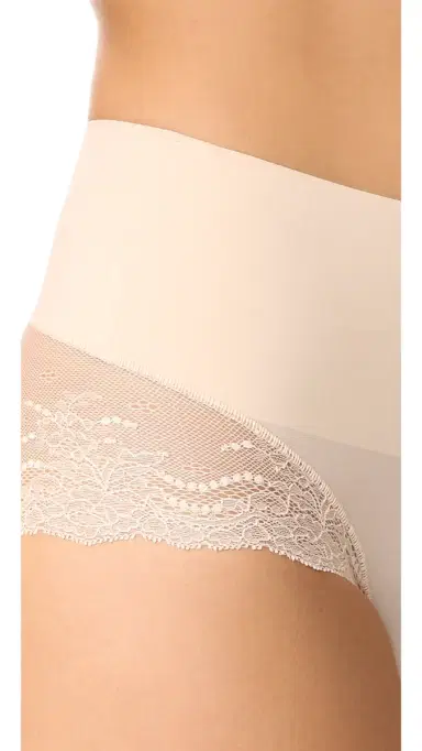 Spanx SPANXsmooth Undie-tectable Lace Hi-Hipster Almond M | Thumbnail 4 Spanx SPANXsmooth Undie-tectable Lace Hi-Hipster Almond M | Thumbnail 4