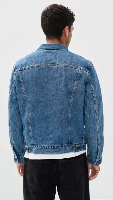 Levi's The Trucker Jacket Washed Away | Thumbnail 3 Levi's The Trucker Jacket Washed Away | Thumbnail 3