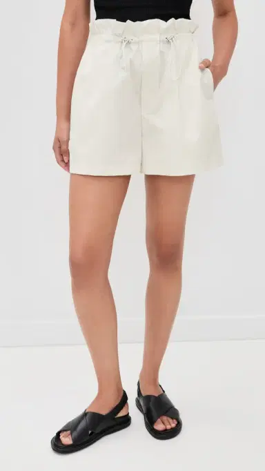 AGOLDE Lydia Shorts Chalk White | Thumbnail 2 AGOLDE Lydia Shorts Chalk White | Thumbnail 2