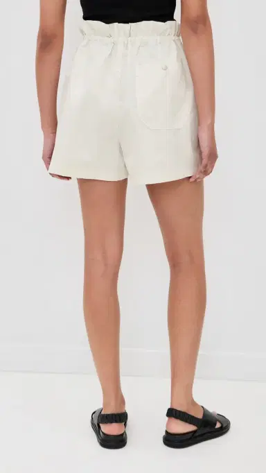 AGOLDE Lydia Shorts Chalk White | Thumbnail 3 AGOLDE Lydia Shorts Chalk White | Thumbnail 3