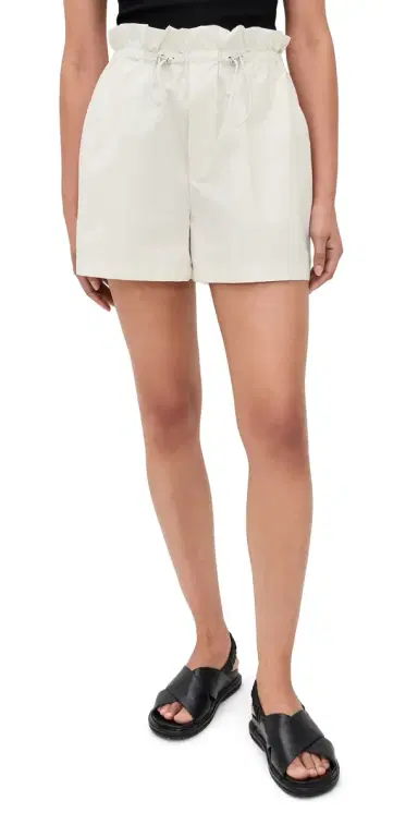 AGOLDE Lydia Shorts Chalk White | Thumbnail 1 AGOLDE Lydia Shorts Chalk White | Thumbnail 1