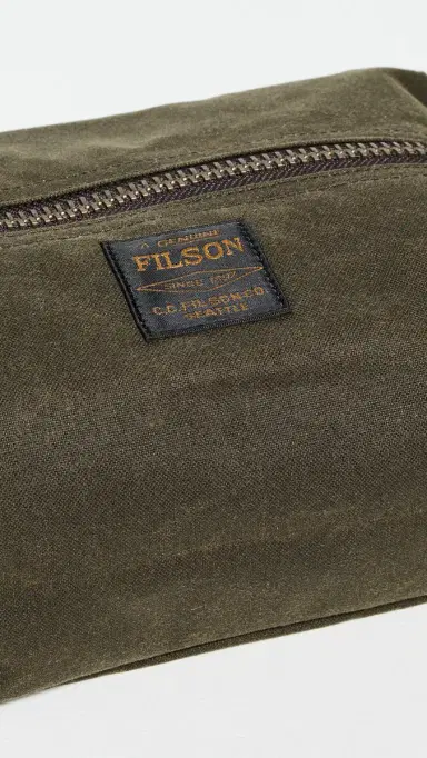 Filson Tin Cloth Toiletry Bag Otter Green One Size | Thumbnail 4 Filson Tin Cloth Toiletry Bag Otter Green One Size | Thumbnail 4