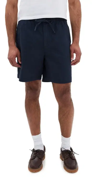 Barbour Cotton Linen Relaxed Shorts 7 Navy | Thumbnail 1 Barbour Cotton Linen Relaxed Shorts 7 Navy | Thumbnail 1