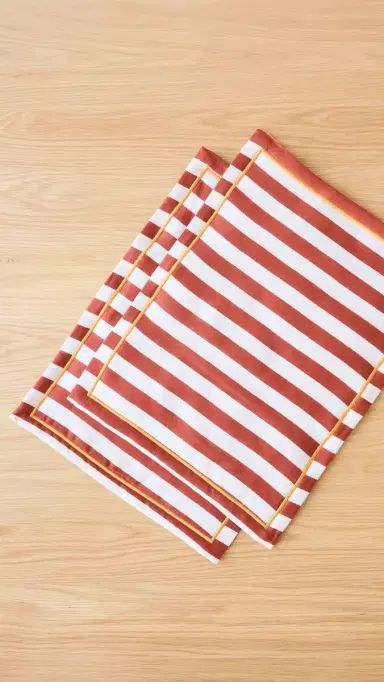 La DoubleJ Placemat Set of 2 Red and White One Size | Thumbnail 2 La DoubleJ Placemat Set of 2 Red and White One Size | Thumbnail 2