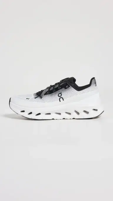 ON Cloudtilt Sneakers Black Ivory 9 | Thumbnail 6 ON Cloudtilt Sneakers Black Ivory 9 | Thumbnail 6