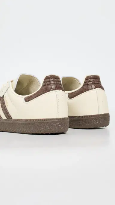 adidas Samba OG Sneakers Cream Wh/Earth Strata/Maroon | Thumbnail 4 adidas Samba OG Sneakers Cream Wh/Earth Strata/Maroon | Thumbnail 4