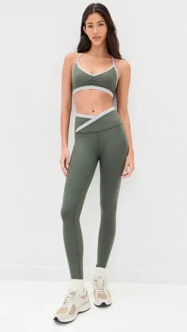 Beyond Yoga Outlines trappy Bra Dusty Forest Heather | Thumbnail 5 Beyond Yoga Outlines trappy Bra Dusty Forest Heather | Thumbnail 5
