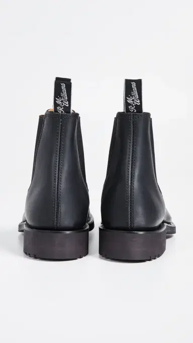 R.M. Williams R. M. Williams Gardner Leather Chelsea Boots | Thumbnail 5 R.M. Williams R. M. Williams Gardner Leather Chelsea Boots | Thumbnail 5