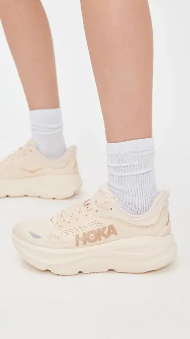 Hoka Bondi 9 Sneakers Vanilla/Birch 6 | Thumbnail 3 Hoka Bondi 9 Sneakers Vanilla/Birch 6 | Thumbnail 3