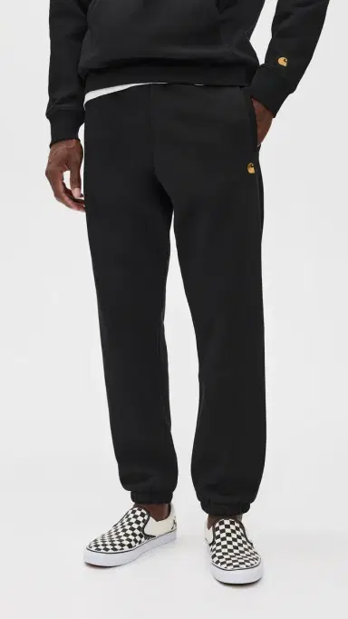Carhartt WIP Chase Sweatpants Black/Gold | Thumbnail 2 Carhartt WIP Chase Sweatpants Black/Gold | Thumbnail 2