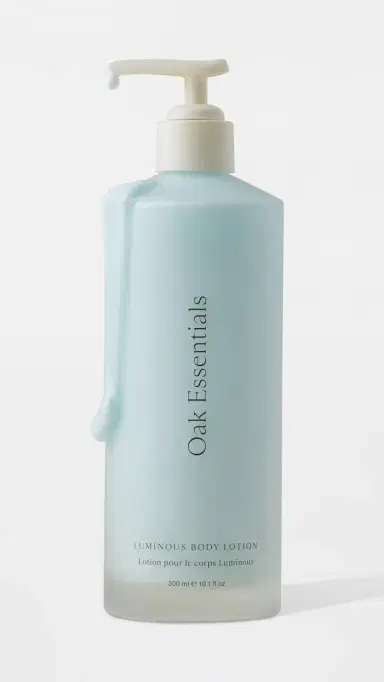 Oak Essentials Luminous Body Lotion No Color 10 oz/300mL | Thumbnail 4 Oak Essentials Luminous Body Lotion No Color 10 oz/300mL | Thumbnail 4