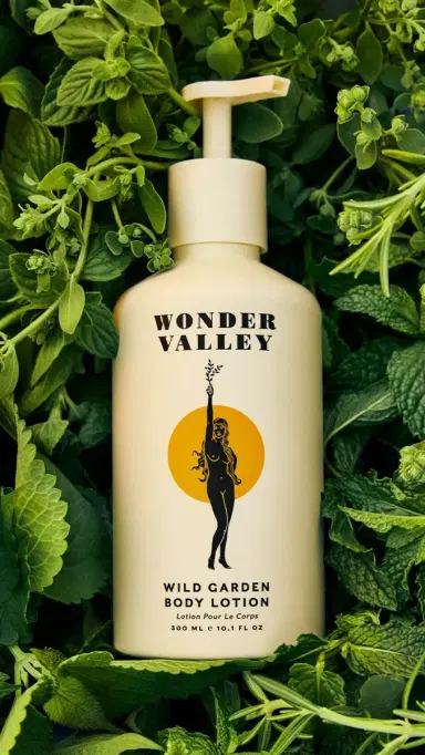 Wonder Valley Wild Garden Body Lotion No Color | Thumbnail 4 Wonder Valley Wild Garden Body Lotion No Color | Thumbnail 4