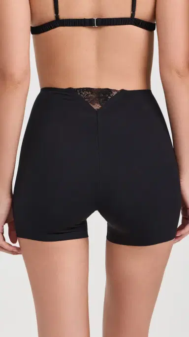 Fleur du Mal e Stretch Multi Fit Micro Bike Shorts Black | Thumbnail 3 Fleur du Mal e Stretch Multi Fit Micro Bike Shorts Black | Thumbnail 3