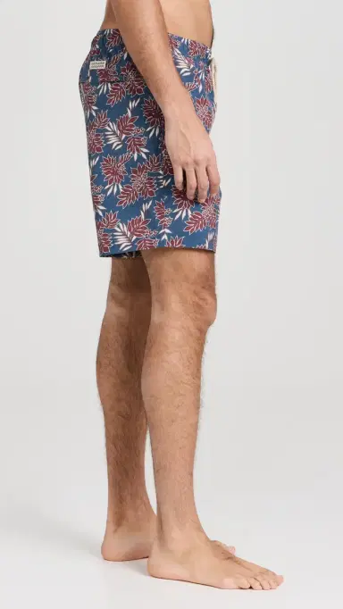 Fair Harbor The Bayberry wim Shorts 7'' Navy Crimson Leaves | Thumbnail 4 Fair Harbor The Bayberry wim Shorts 7'' Navy Crimson Leaves | Thumbnail 4
