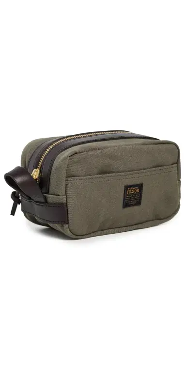 Filson Rugged Twill Toiletry Bag Otter Green One Size | Thumbnail 1 Filson Rugged Twill Toiletry Bag Otter Green One Size | Thumbnail 1