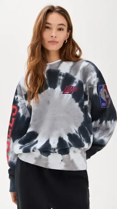 DANNIJOPRO Chicago Bulls Team Crew weatshirt Black Tie Dye | Thumbnail 3 DANNIJOPRO Chicago Bulls Team Crew weatshirt Black Tie Dye | Thumbnail 3