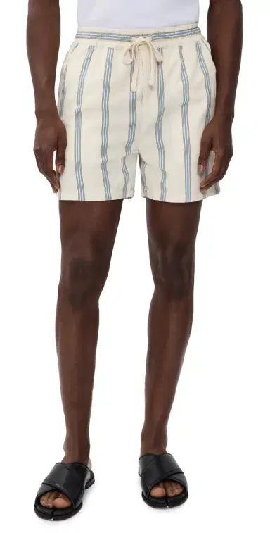 Les Deux Lawson Stripe Shorts 5 Eggnog White | Thumbnail 1 Les Deux Lawson Stripe Shorts 5 Eggnog White | Thumbnail 1