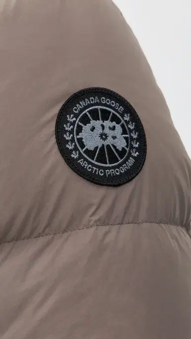 Canada Goose Everett Puffer Jacket Taupe Grey | Thumbnail 6 Canada Goose Everett Puffer Jacket Taupe Grey | Thumbnail 6