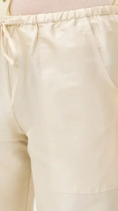 DONNI. DONNI. The Taffeta Drawstring Cargo Pants Creme L | Thumbnail 6 DONNI. DONNI. The Taffeta Drawstring Cargo Pants Creme L | Thumbnail 6