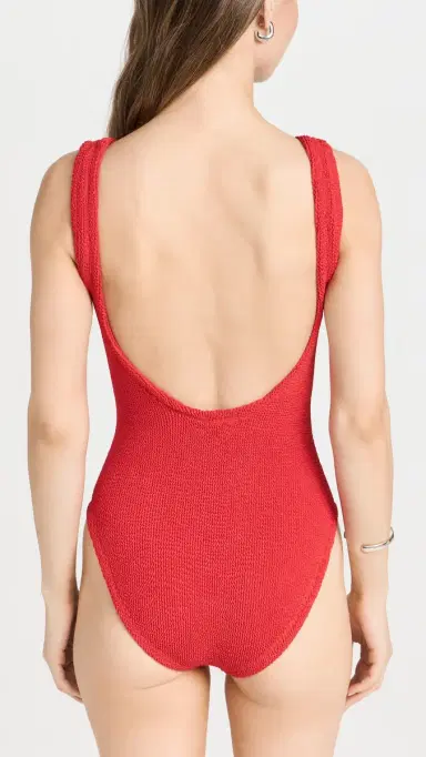 Hunza G Coverage Square One Piece Red One Size | Thumbnail 3 Hunza G Coverage Square One Piece Red One Size | Thumbnail 3