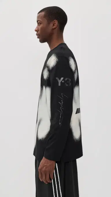 Y-3 x ercedes AG Petronas Formula 1 Yohji Tee Black | Thumbnail 4 Y-3 x ercedes AG Petronas Formula 1 Yohji Tee Black | Thumbnail 4