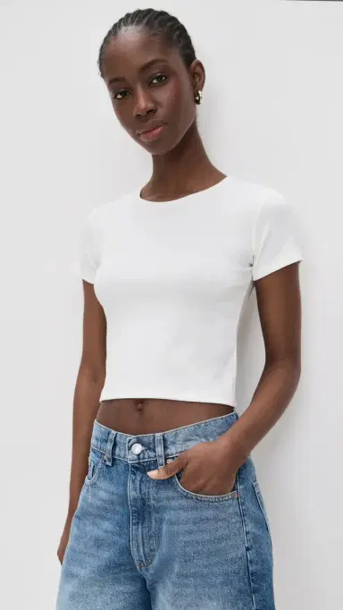LE BOP Eloise Solid Crop Tee | Thumbnail 2 LE BOP Eloise Solid Crop Tee | Thumbnail 2