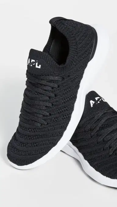 APL TechLoom Wave Sneakers Black/White | Thumbnail 2 APL TechLoom Wave Sneakers Black/White | Thumbnail 2