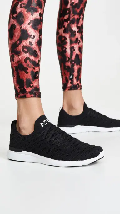 APL TechLoom Wave Sneakers Black/White | Thumbnail 3 APL TechLoom Wave Sneakers Black/White | Thumbnail 3